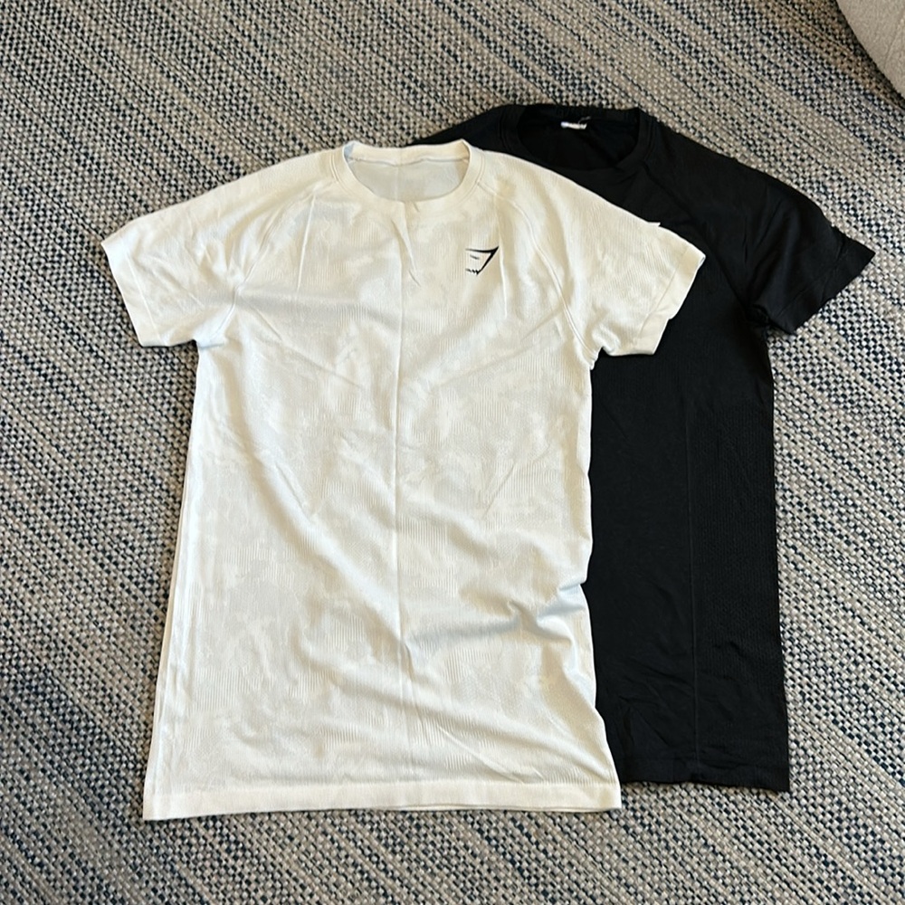 Tee’s size S